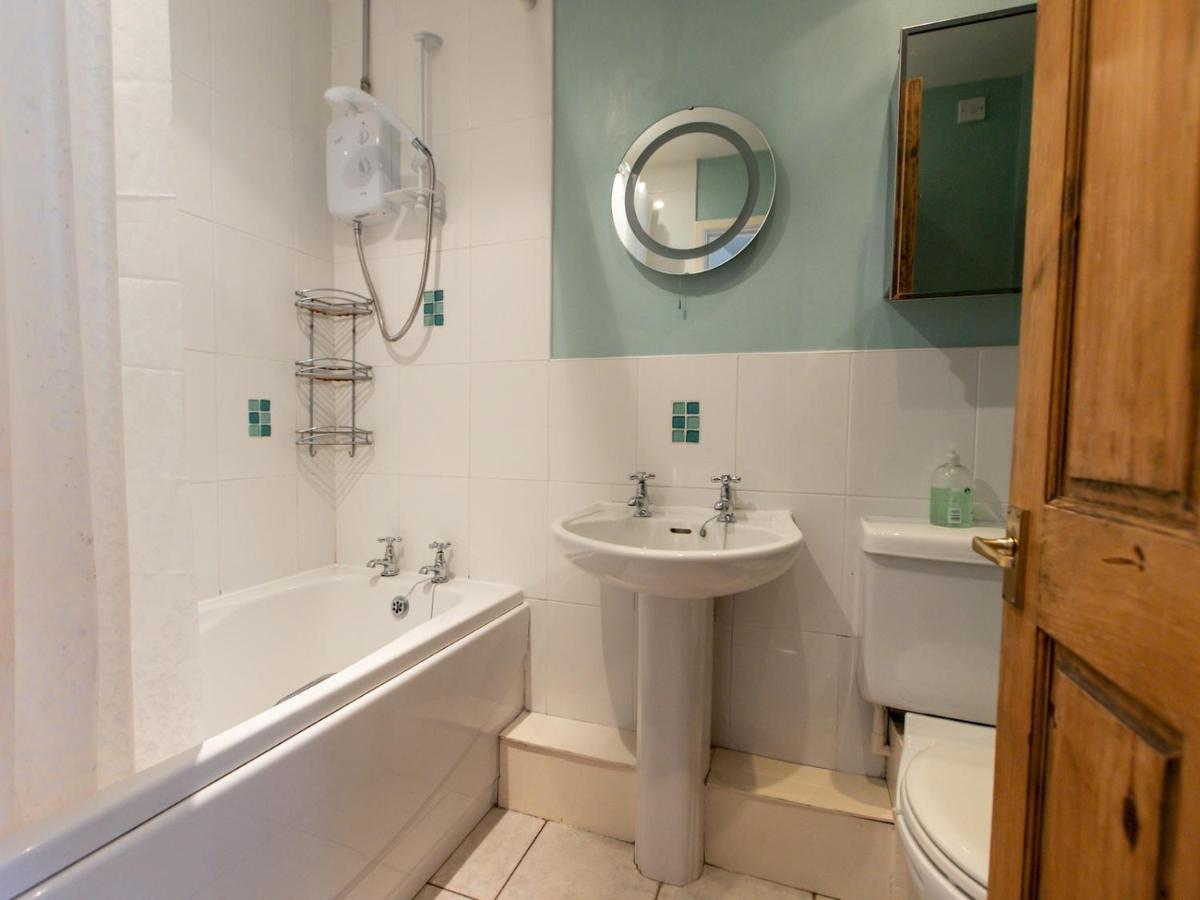 Pass The Keys Cosy Cottage With Views Over The Shropshire Hills 러들로 외부 사진